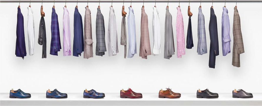 Различные цветовые варианты мужских костюмов и обуви